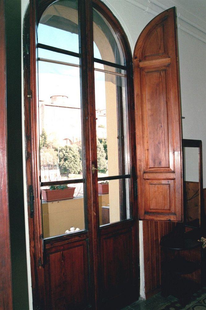 Alla Residenza Domus Minervae Perugia Exterior foto